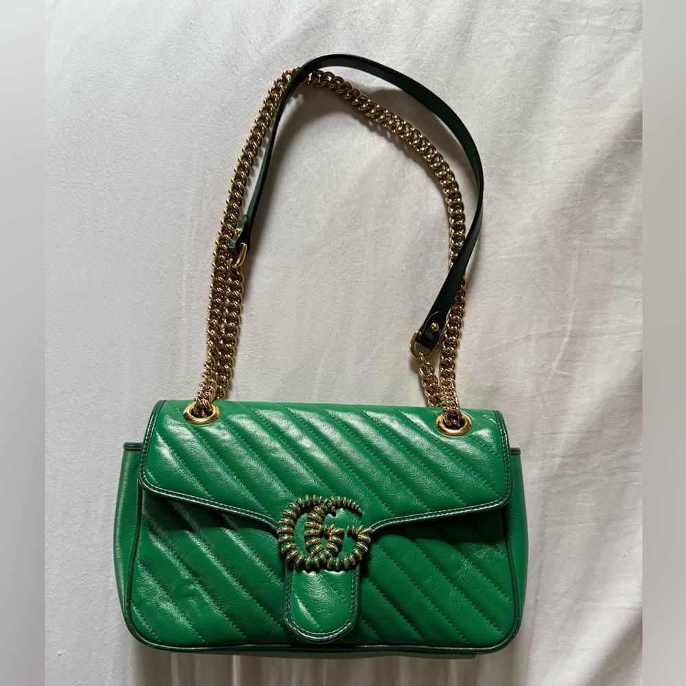 Gucci Green Quilted Crossbody Bag with Gold Chain